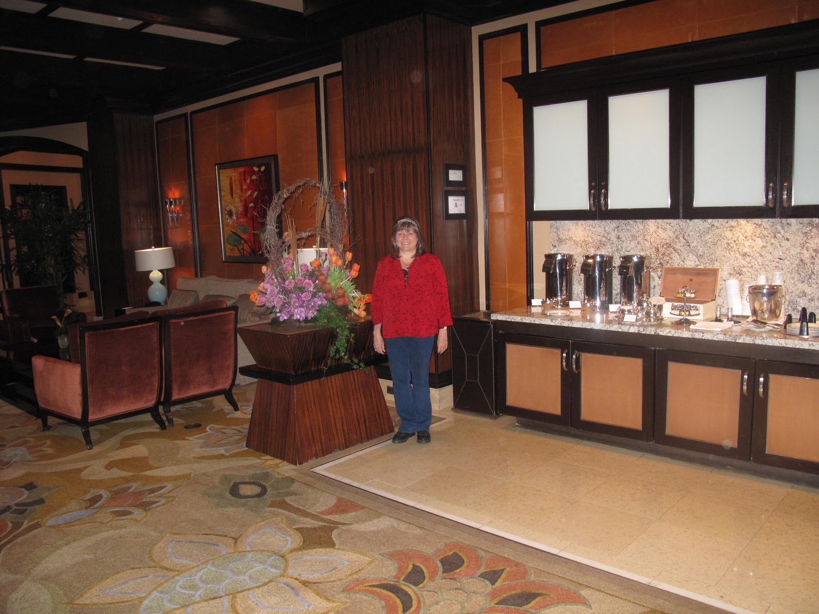 LAS VEGAS DAZE Sunday, October 24th, Bellagio, Olives and a hand pay!