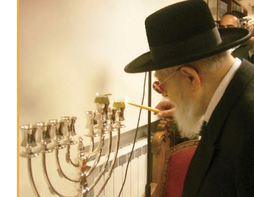 [Rav+Ovadia+YOSSEF+shalita+'Hanouka.jpg]