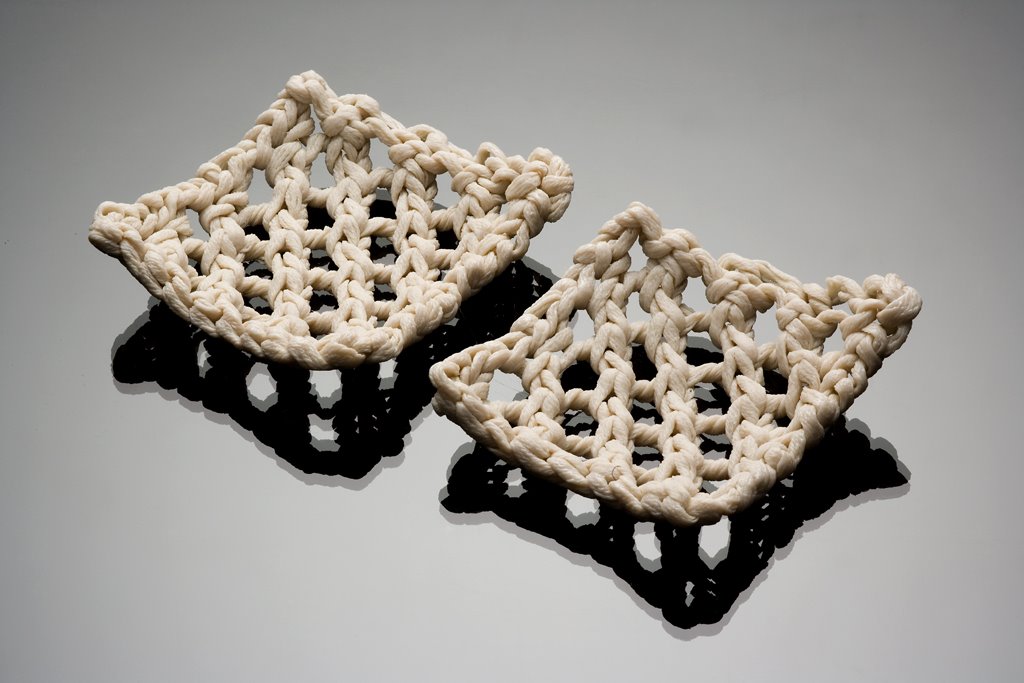 [HMartin+Extremes+2009+Glazed+knitting.jpg]
