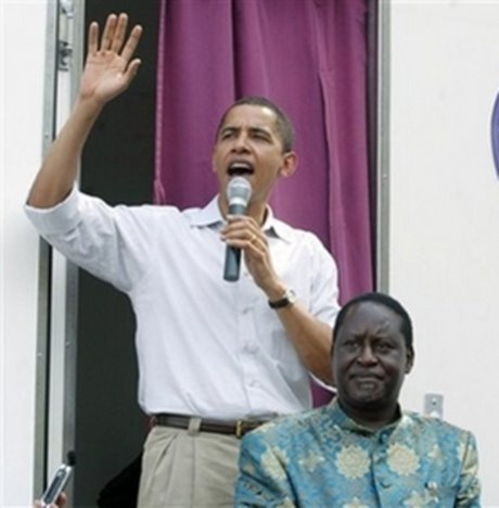 Obama photo op with cousin Odinga of Kenya