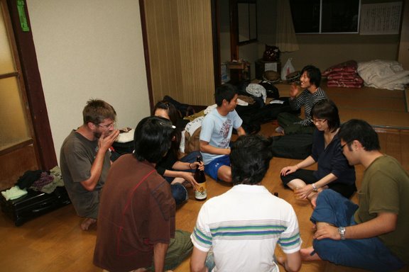 [まだまだ夜は終わりません]