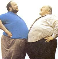 نقره لتكبير أو تصغير الصورة ونقرتين لعرض الصورة في صفحة مستقلة بحجمها الطبيعي