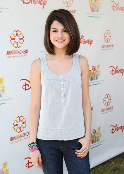 selena gomez hair