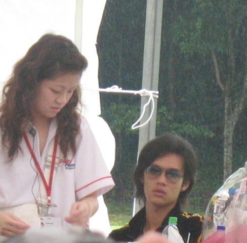 [IMG_2212.JPG]