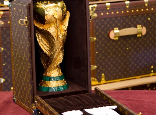 Fifa+world+cup+2010+trophy