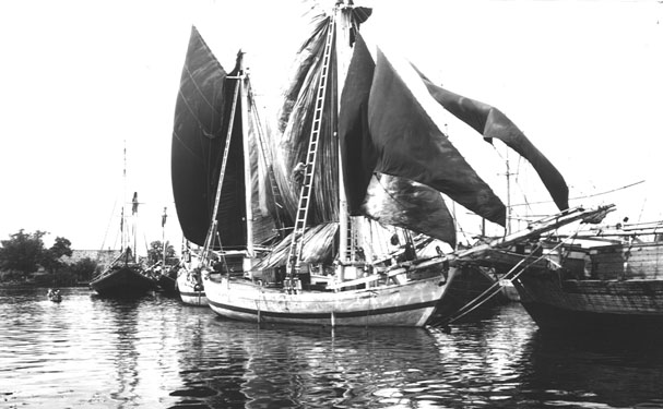 Perahu Pinisi