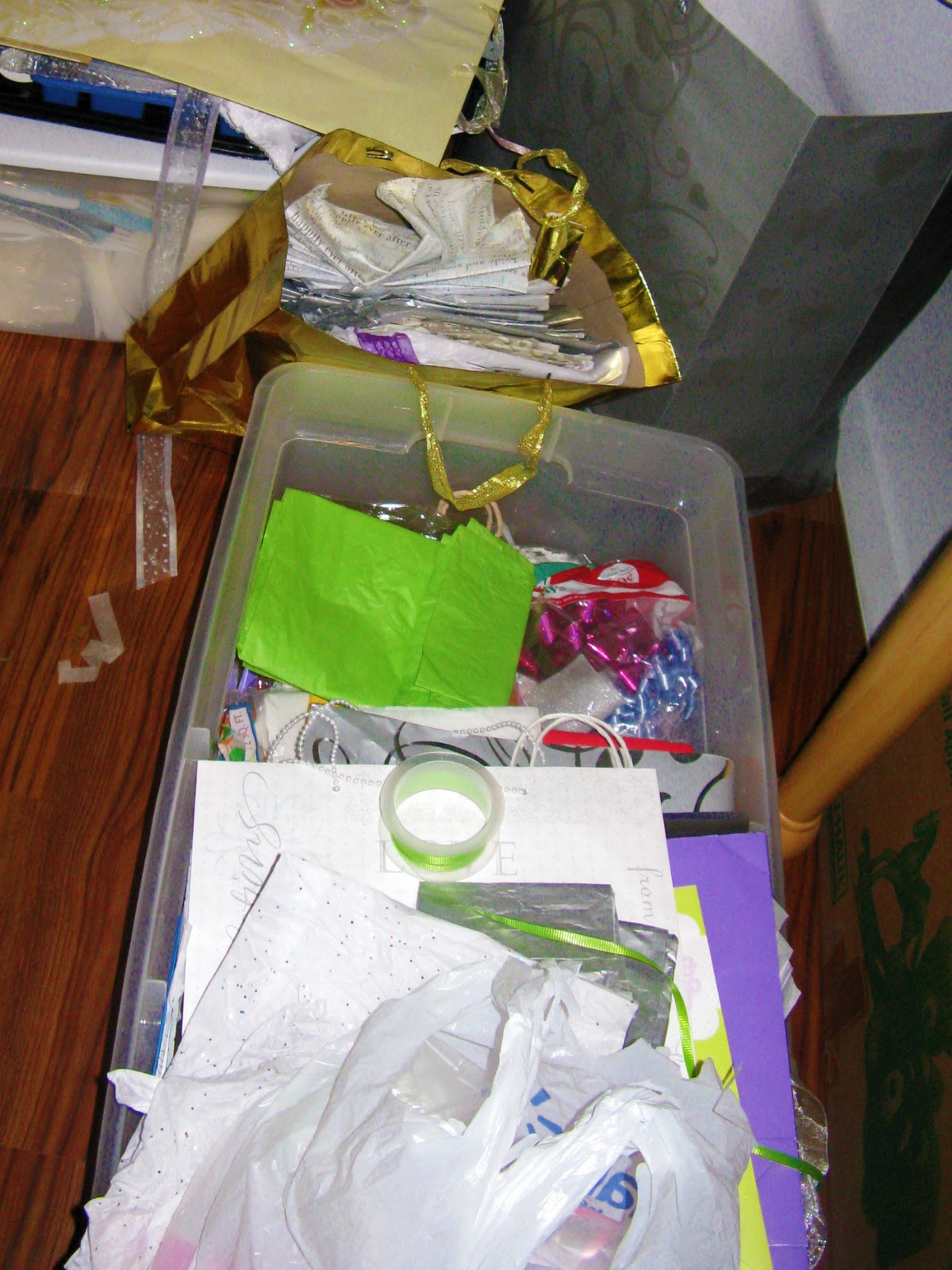 IHeart Organizing Reader Space Wrap your brains around this storage