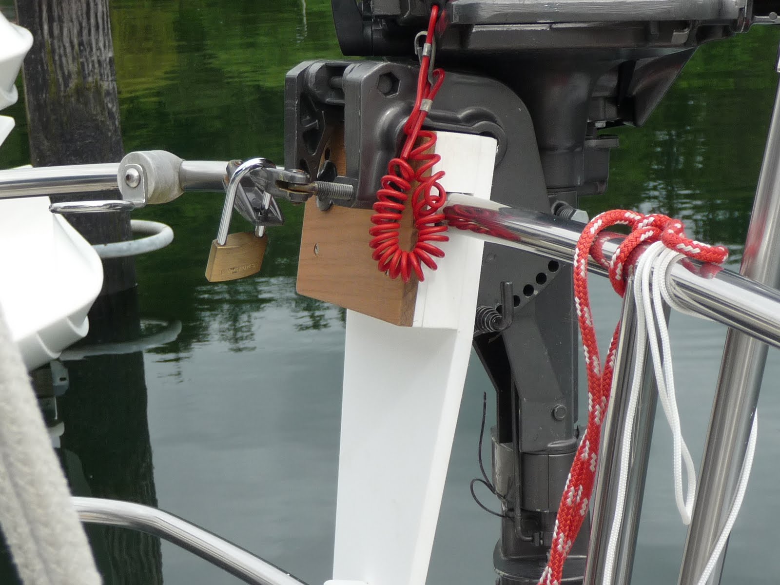 Fulton outboard motor bracket