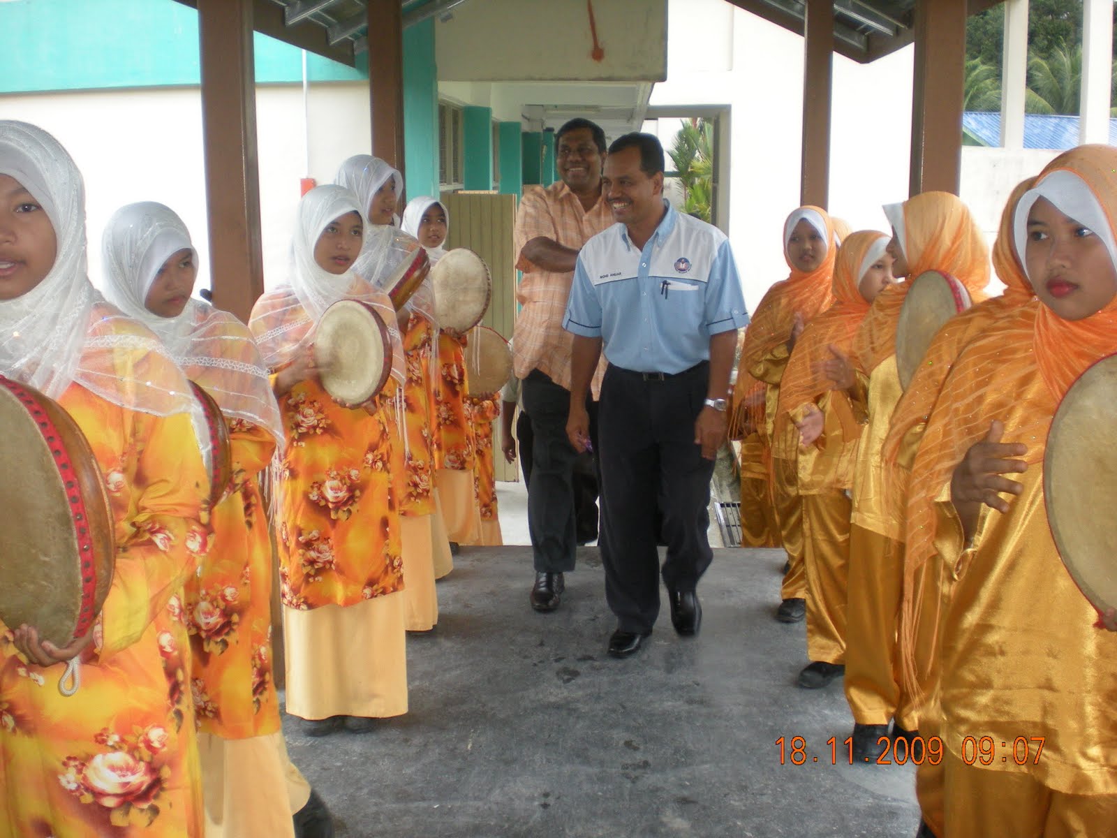 Simple Living Is Better for Everyone - Ahh The Simple Life