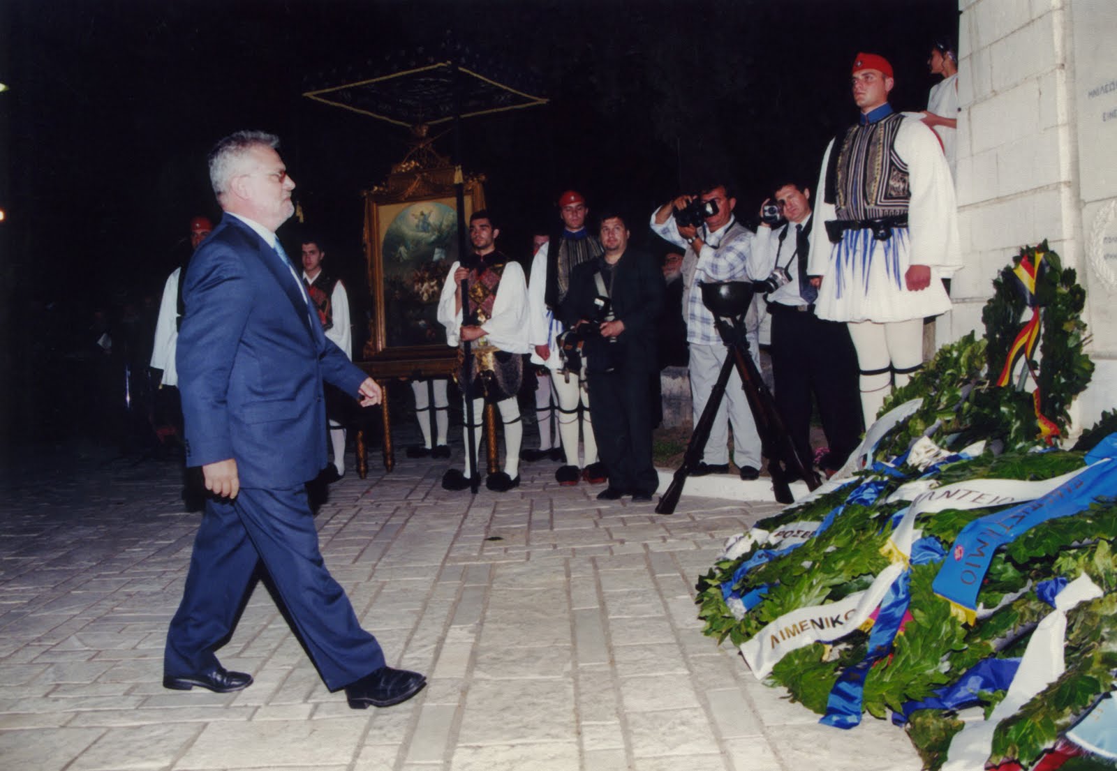 [Μπασαγιαννης+Νασος+008.jpg]