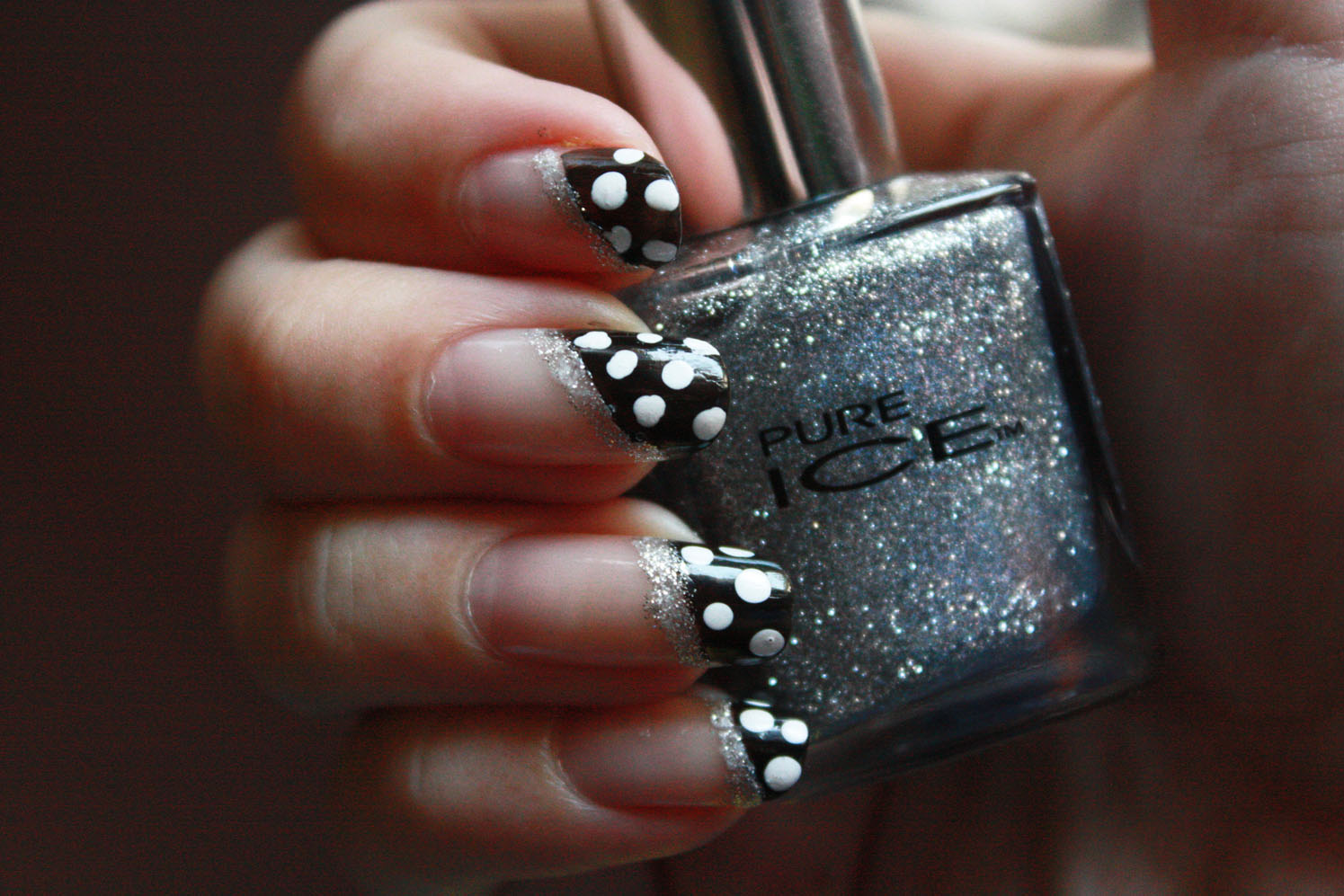 Annamax Black and White Polka Dot Nails