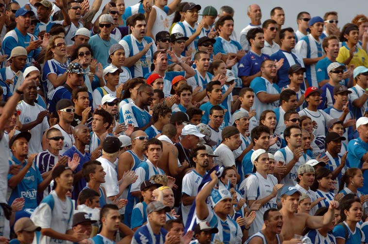 [Torcida]