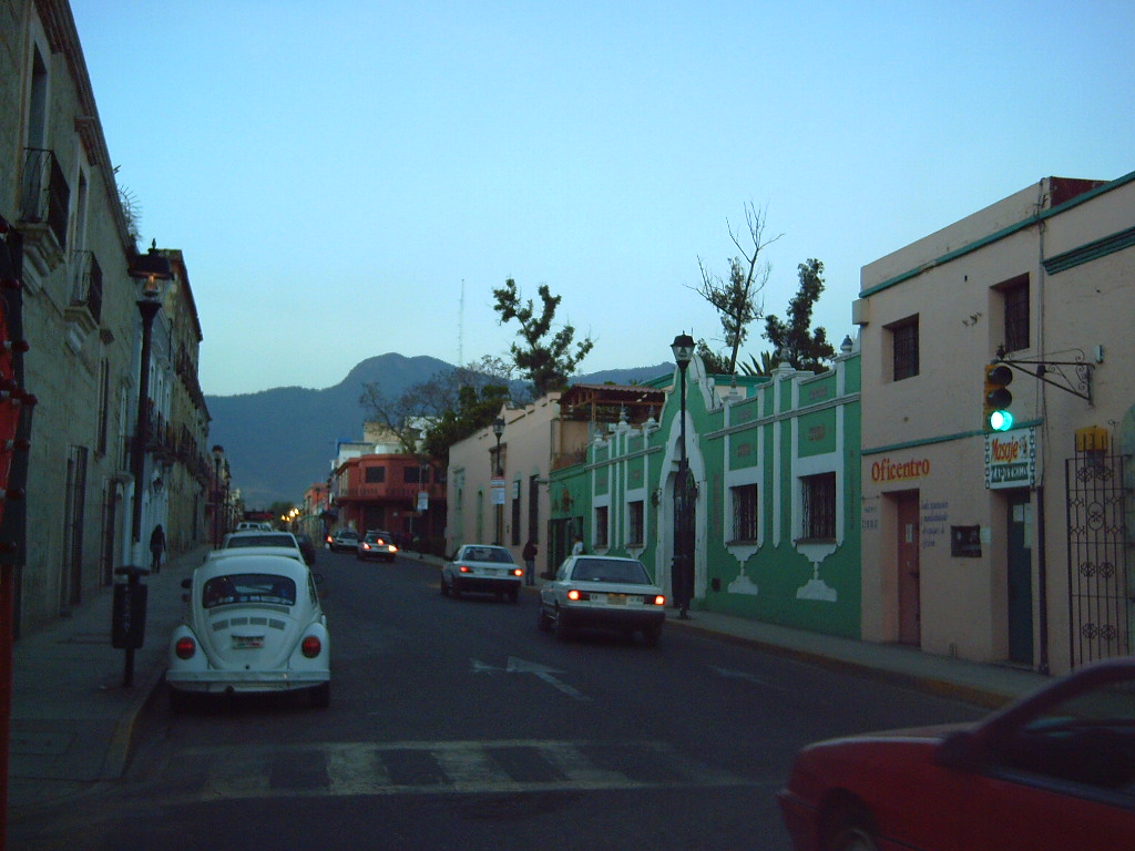 [PICT0045.JPG]