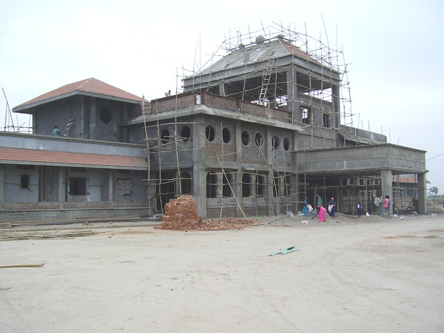 [1Underconstructionstationbuildingat.jpg]