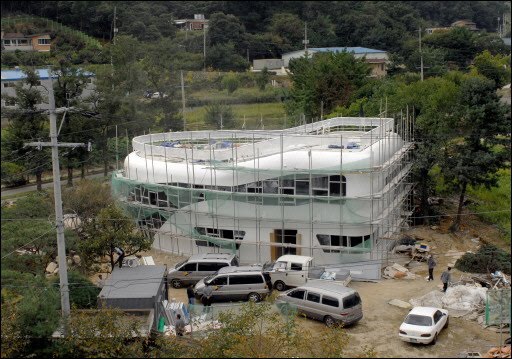 toilet house