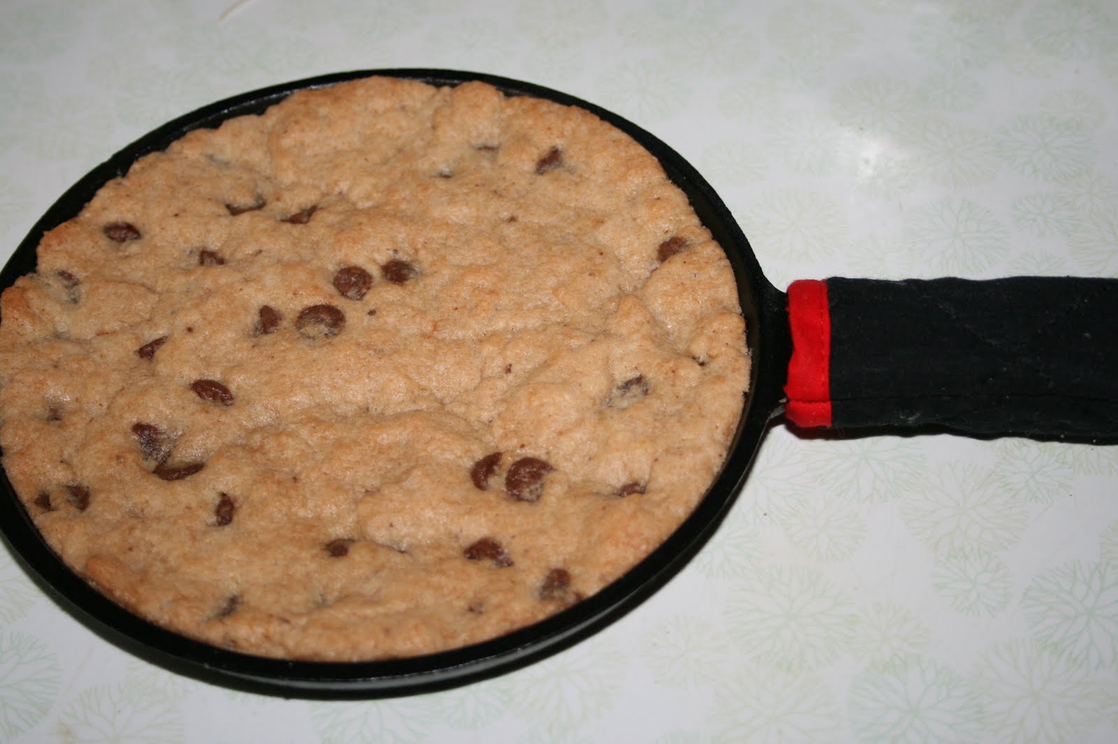 SusieQTpies Cafe Skookie Cookie Cast Iron Cookie Skillet