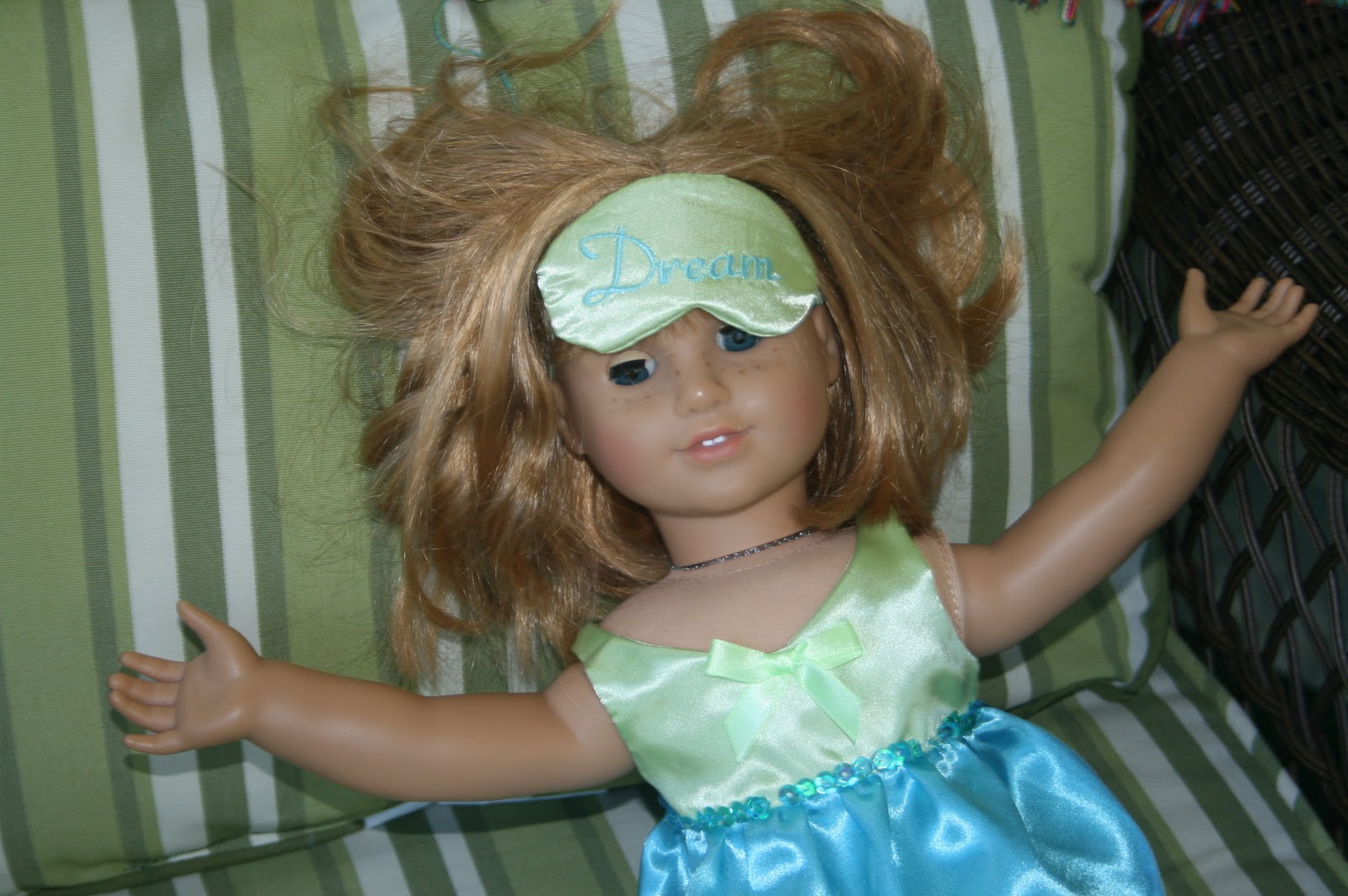 SusieQTpies Cafe Princess Time Toys 18 inch Doll Clothes Review