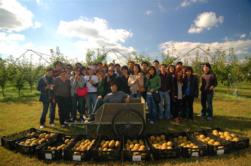 [DSC_5983+(Medium).JPG]