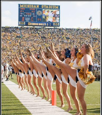 Michigan+Cheerleaders.JPG
