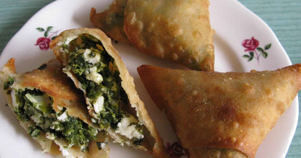 Chachi's Kitchen Cheese and Spinach Samosa