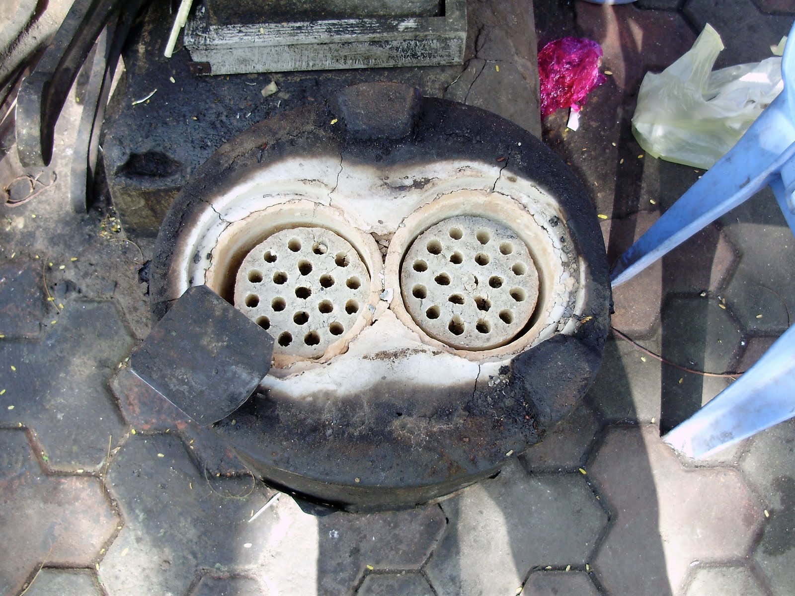 [PC120972.jpg]