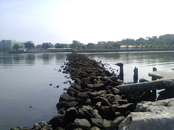 Praia do Galeão.