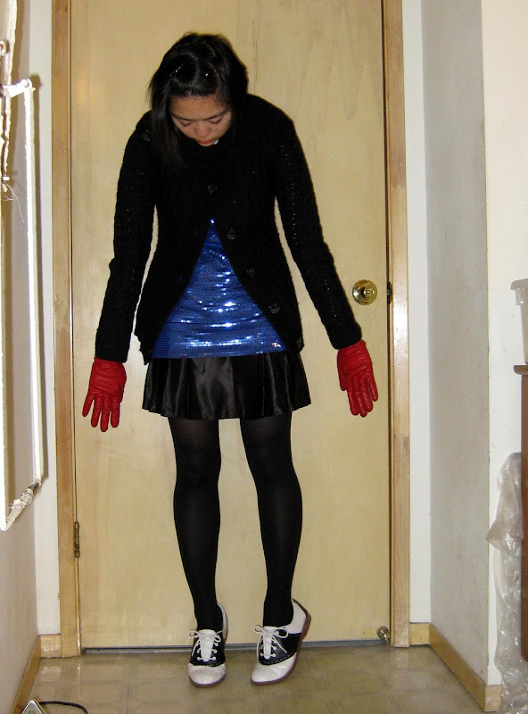 pop royalty: red leather gloves, blue sequined tank top, black and white saddle shoes, black old navy sweater