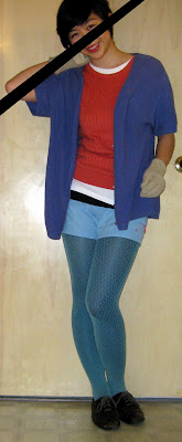 turquoise and coral outfit, teal layered tights, shorts, gloves, popcorn knit