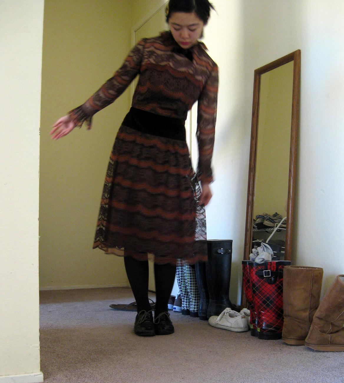 [brownlace2.JPG]