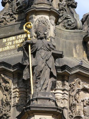 [300px-Holy_Trinity_Column-Saint_Blaise.jpg]