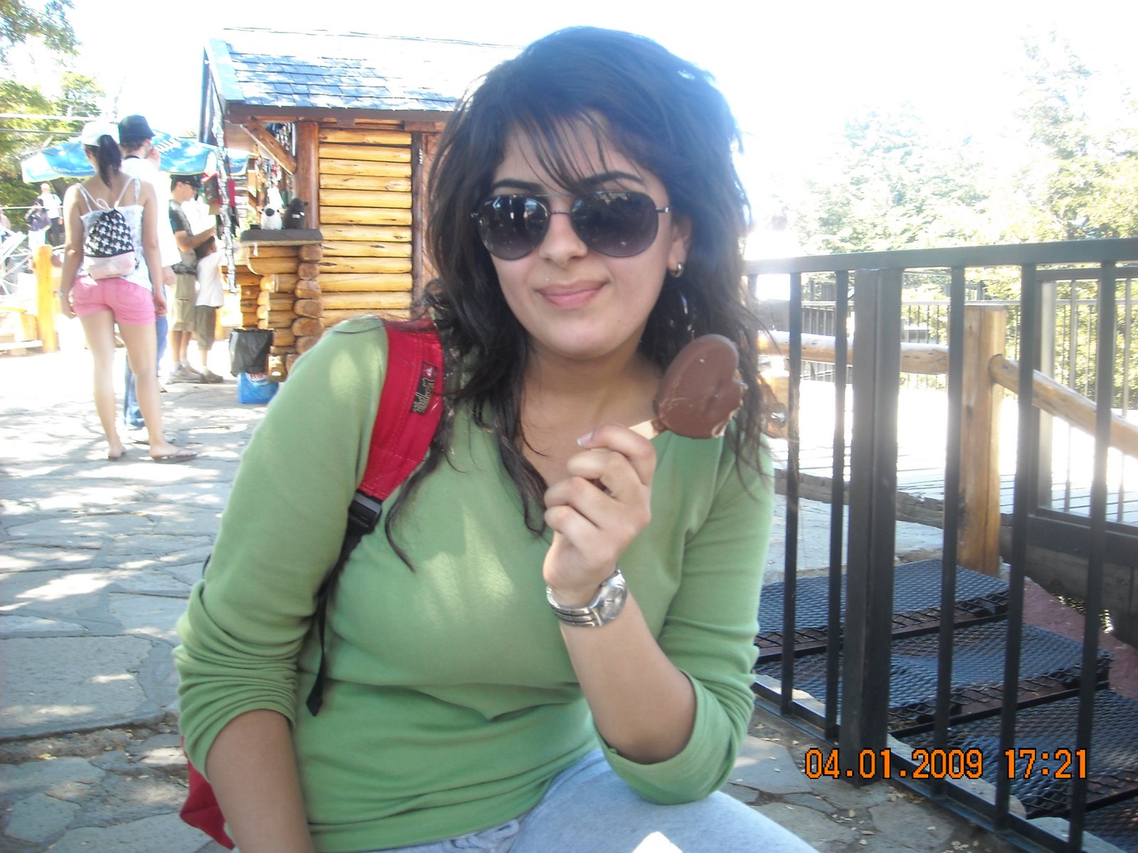 Hot Desi Indian Gril Sexy Tour Pictures