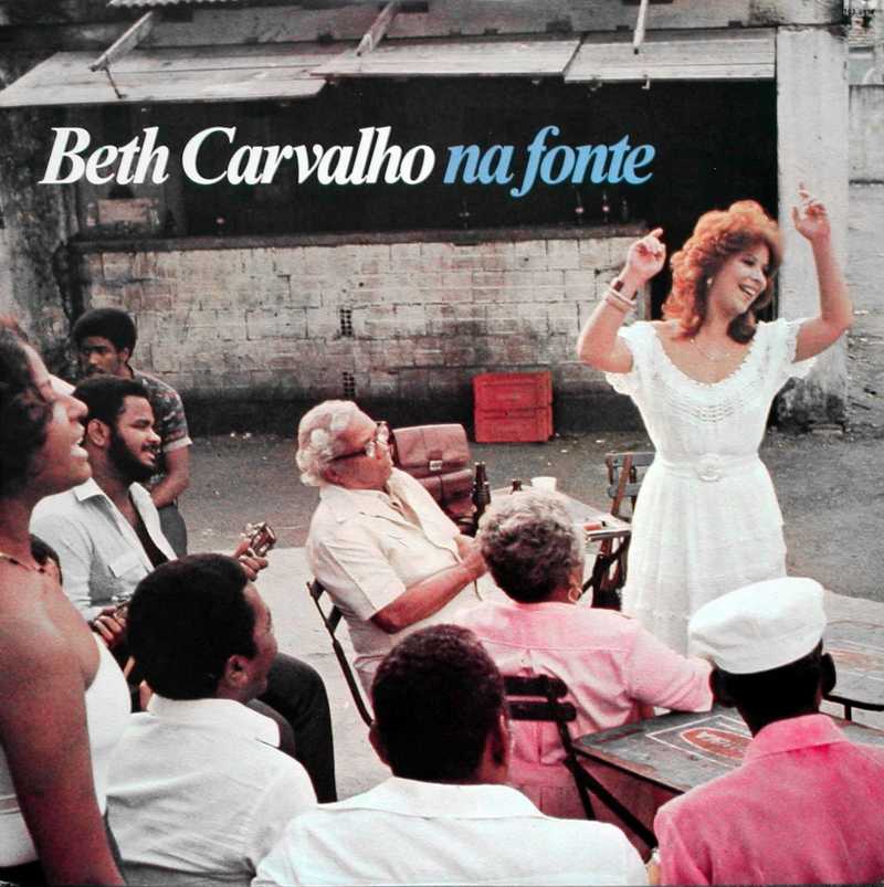 [Beth+-+na+fonte+F2.JPG]