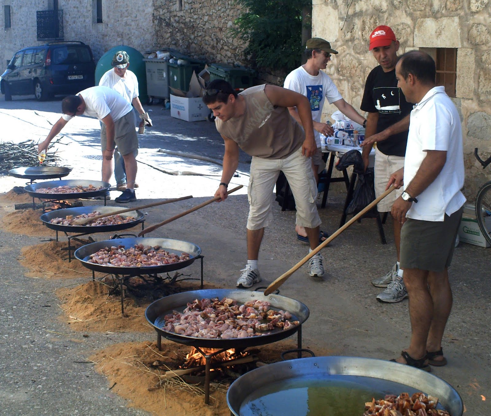 [2009fiestaagosto7.jpg]