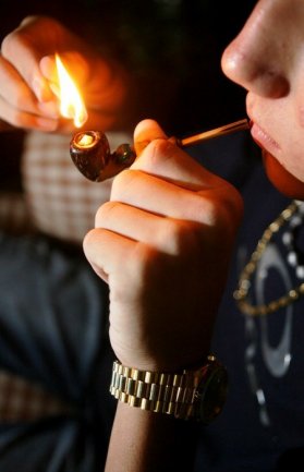 fumando foco crico fumando foco crico