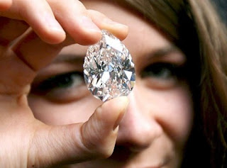 Worlds Largest Colorless Diamond