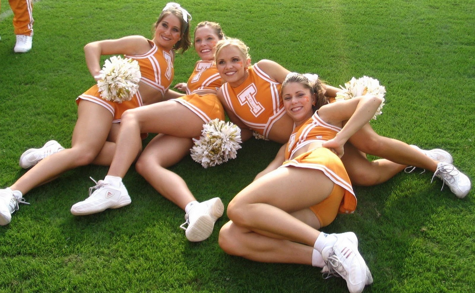 Football player cheerleader pictures