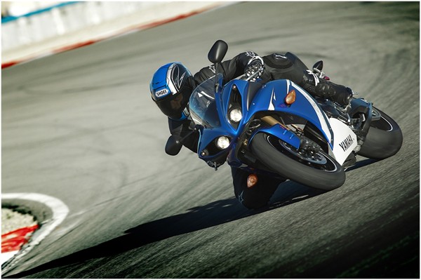 2011 YZF-R1 SPECIFICATION