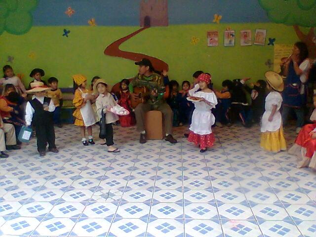 Clausura de taller de música  y  teatro