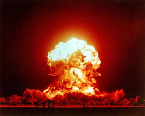 [bomba-atomica.jpg]