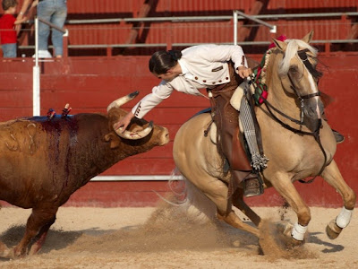 Noelia La Mota rejoneador