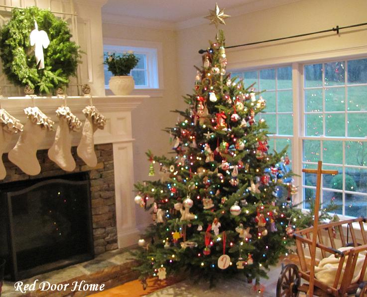We Have Less Seating Now But The Trade Off Of Seeing Tree All Day Is Well Worth It Having In Family Room Makes Entire House More