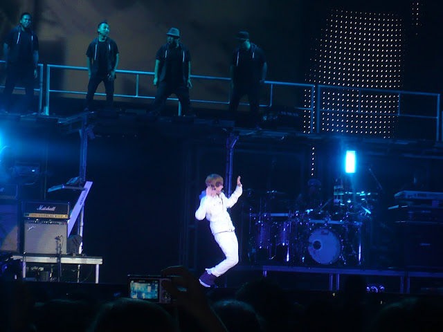 Justin Bieber In Concert 2010. justin bieber concert pictures