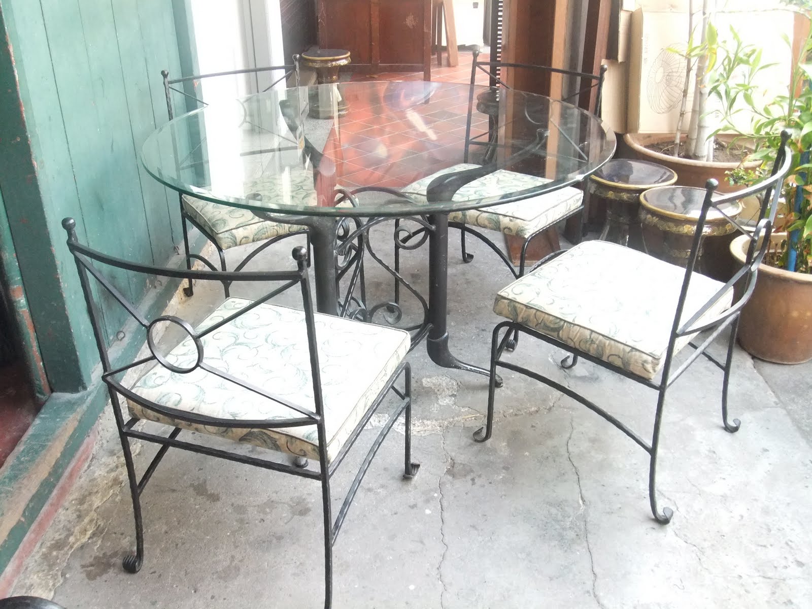 Iron Chairs Indoor