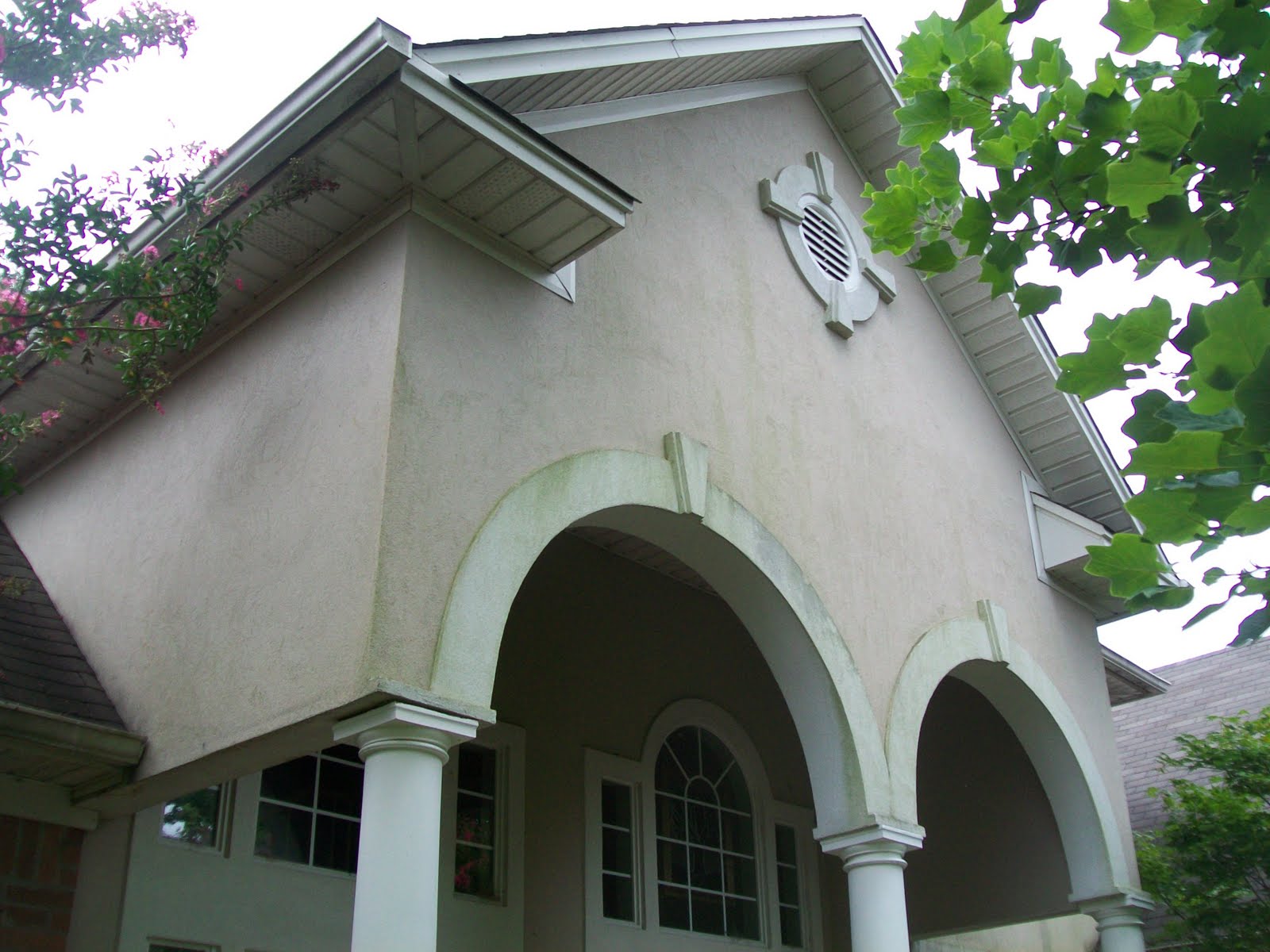 Pressure Washing in Arkansas Dryvit cleaning Little Rock AR