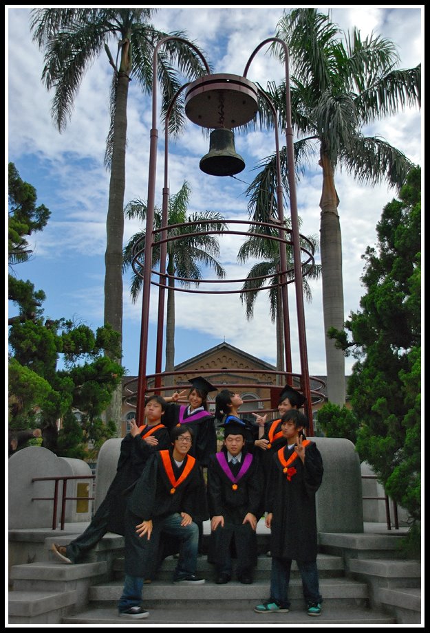 [DSC_2482+copy.jpg]
