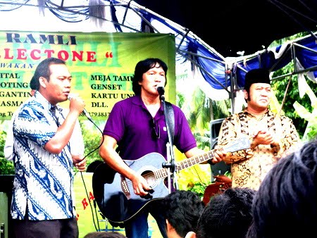 Berita Lampung Kesibukan Rocker Ikang Fawzi