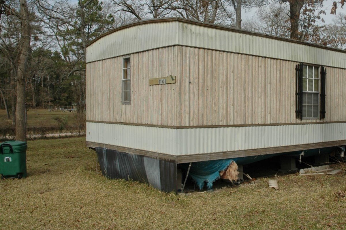 [yard_before_corner.jpg]