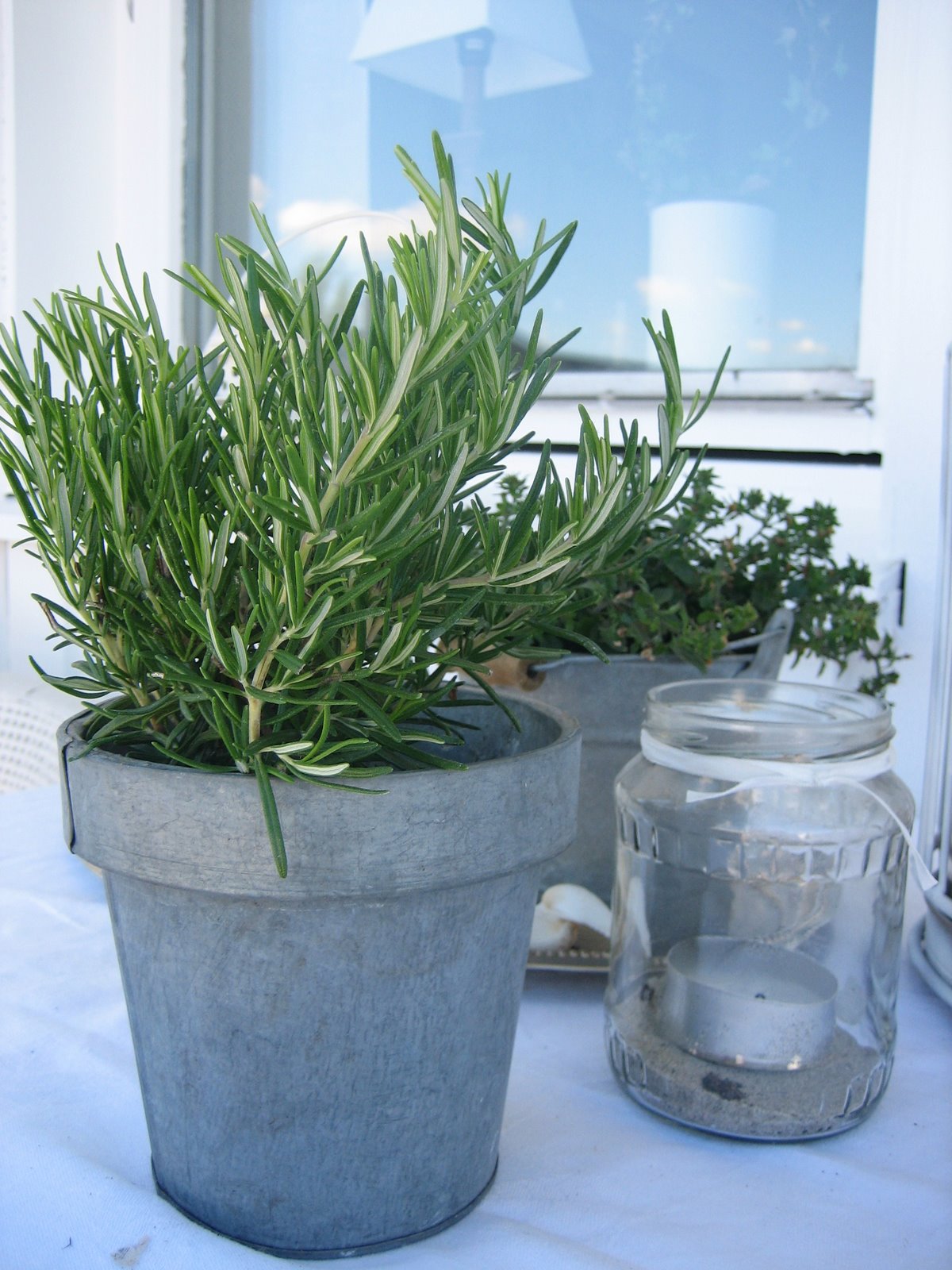 [balkongen..nymålat+hus+014.jpg]