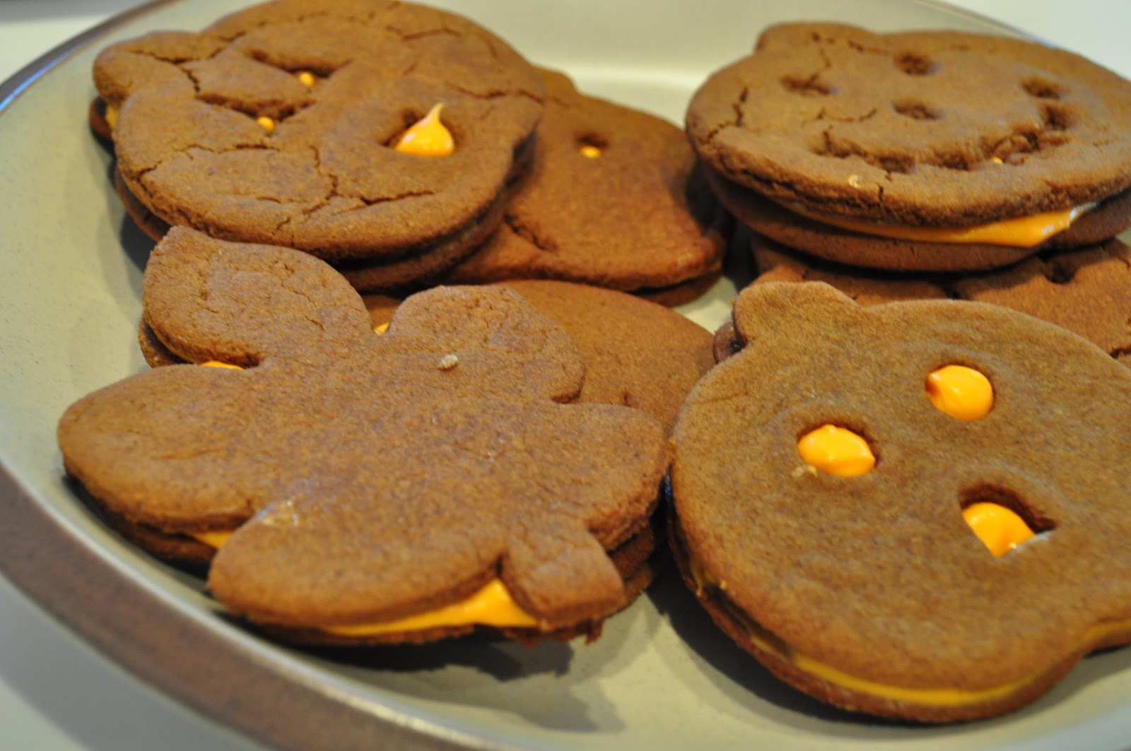 Kneading My Dream Caramel Apple Cookie Pops