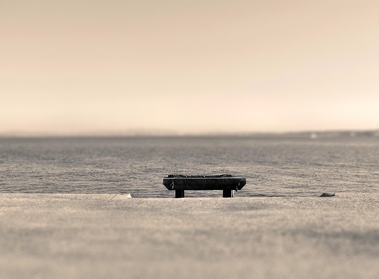 [2v3-tiltshift.jpg]